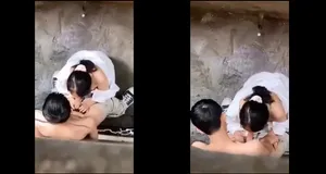 Quay lén em nữ sinh bj cho bạn gái trong hẻm